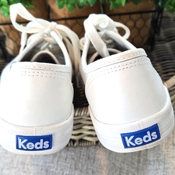 Keds Women's White Leather Sneakers - Picture 6 of 12